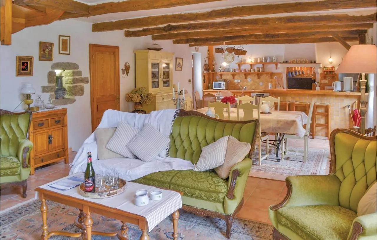 Gorgeous Home In Tregunc With Kitchen Kerguillaouet Hébergement de vacances